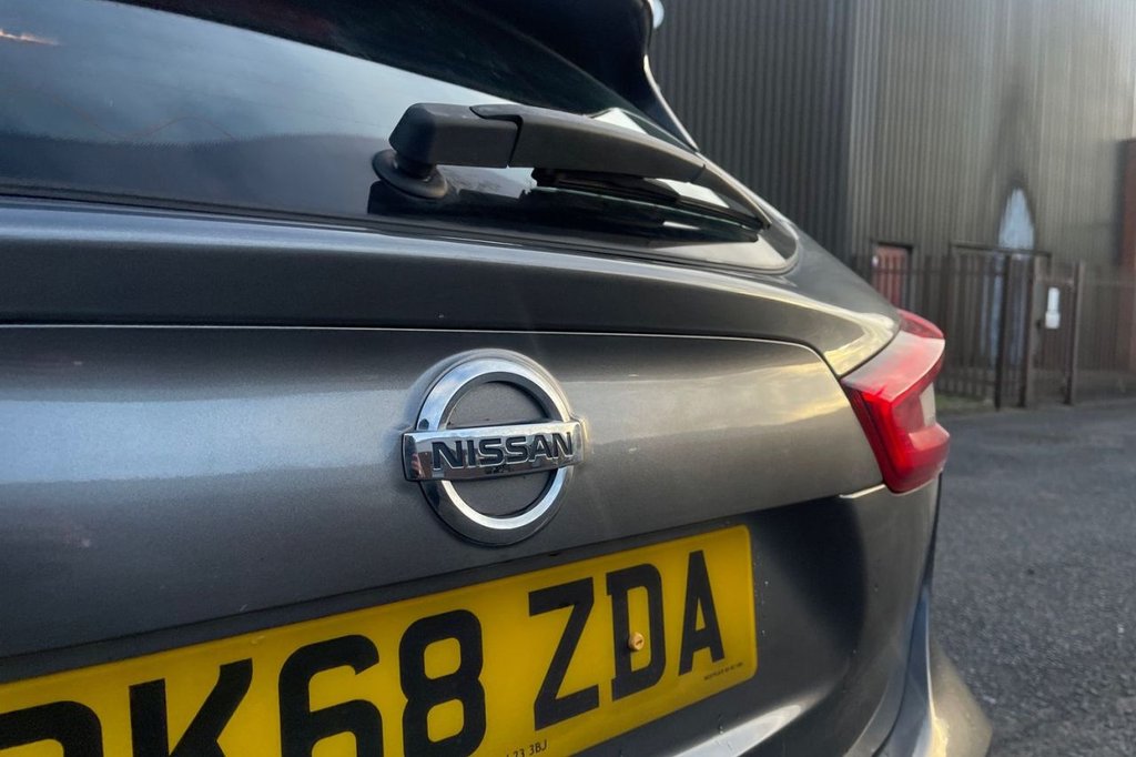 Used Nissan Qashqai 2018 for sale - 77558105: Photo 18