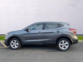 Used Nissan Qashqai 2018 for sale - 77558105: Photo