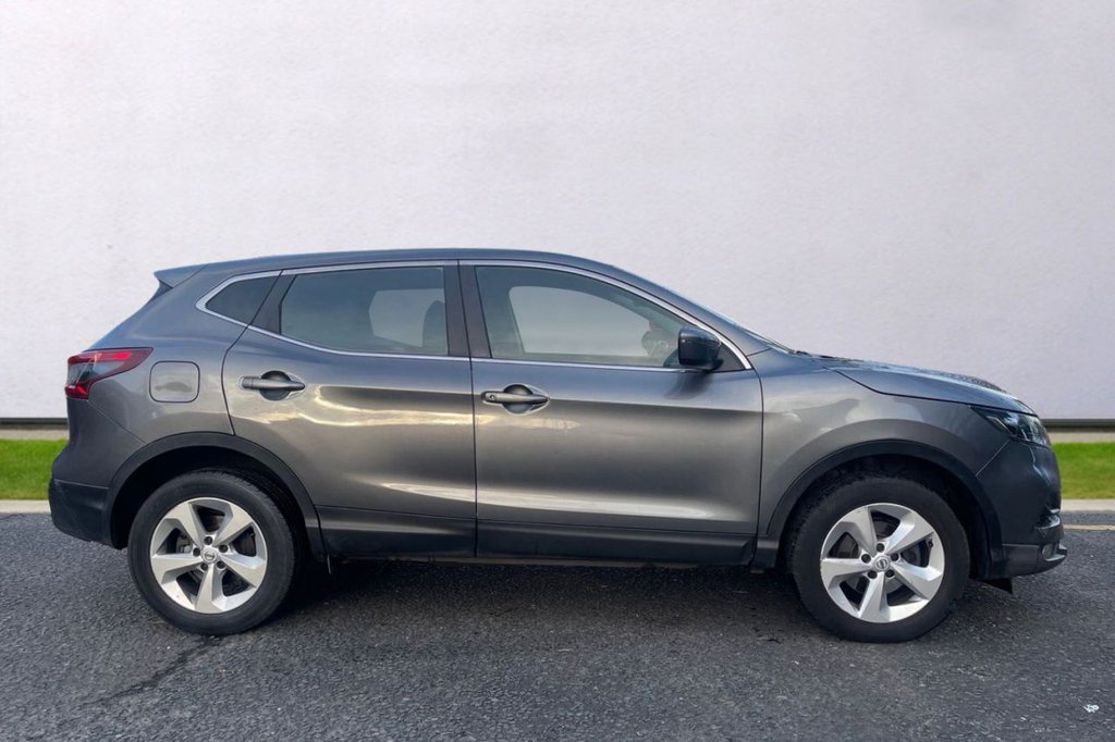 Used Nissan Qashqai 2018 for sale - 77558105: Photo 8