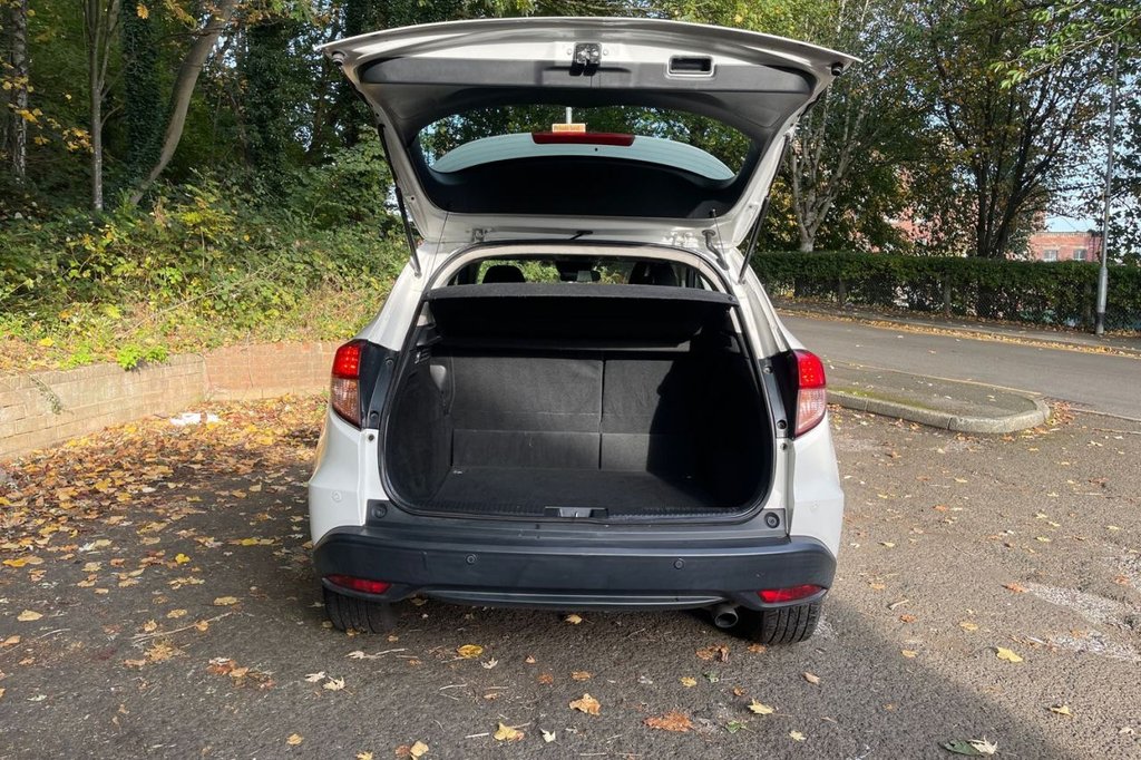 Used Honda HR-V 2016 for sale - 76495997: Photo 11