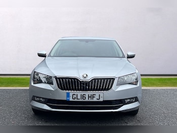 Used Skoda Superb 2016 for sale - 75359560: Photo
