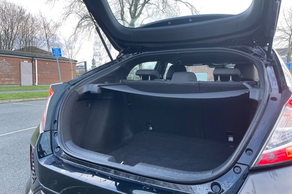 Used Honda Civic 2017 for sale - 77227606: Photo 14