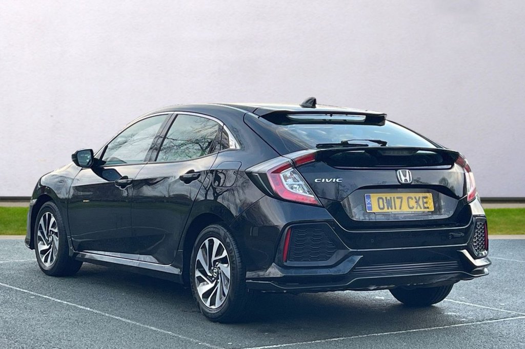 Used Honda Civic 2017 for sale - 77227606: Photo 5
