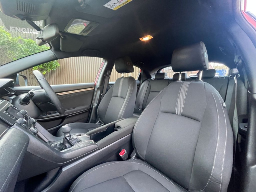 Used Honda Civic 2017 for sale - 76923623: Photo 20