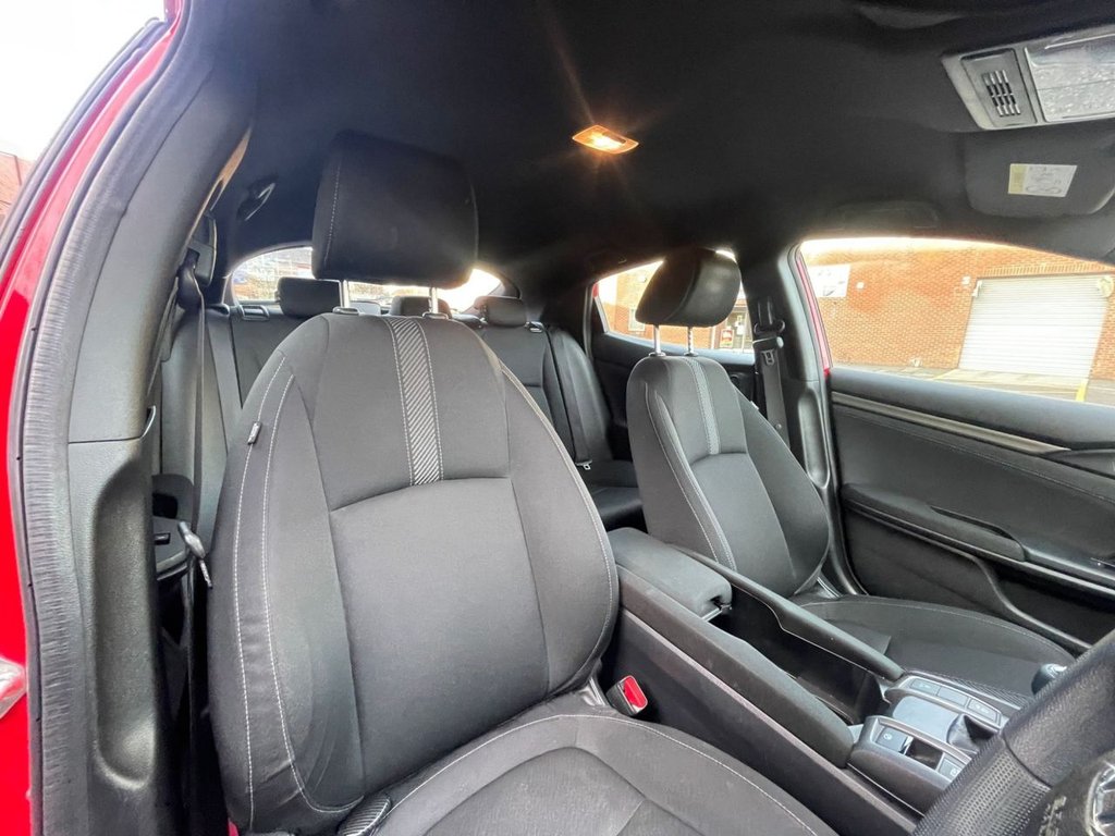 Used Honda Civic 2017 for sale - 76923623: Photo 22