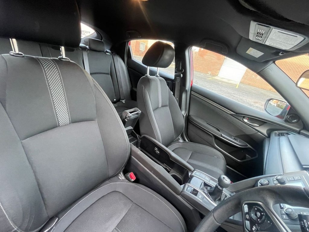 Used Honda Civic 2017 for sale - 76923623: Photo 23