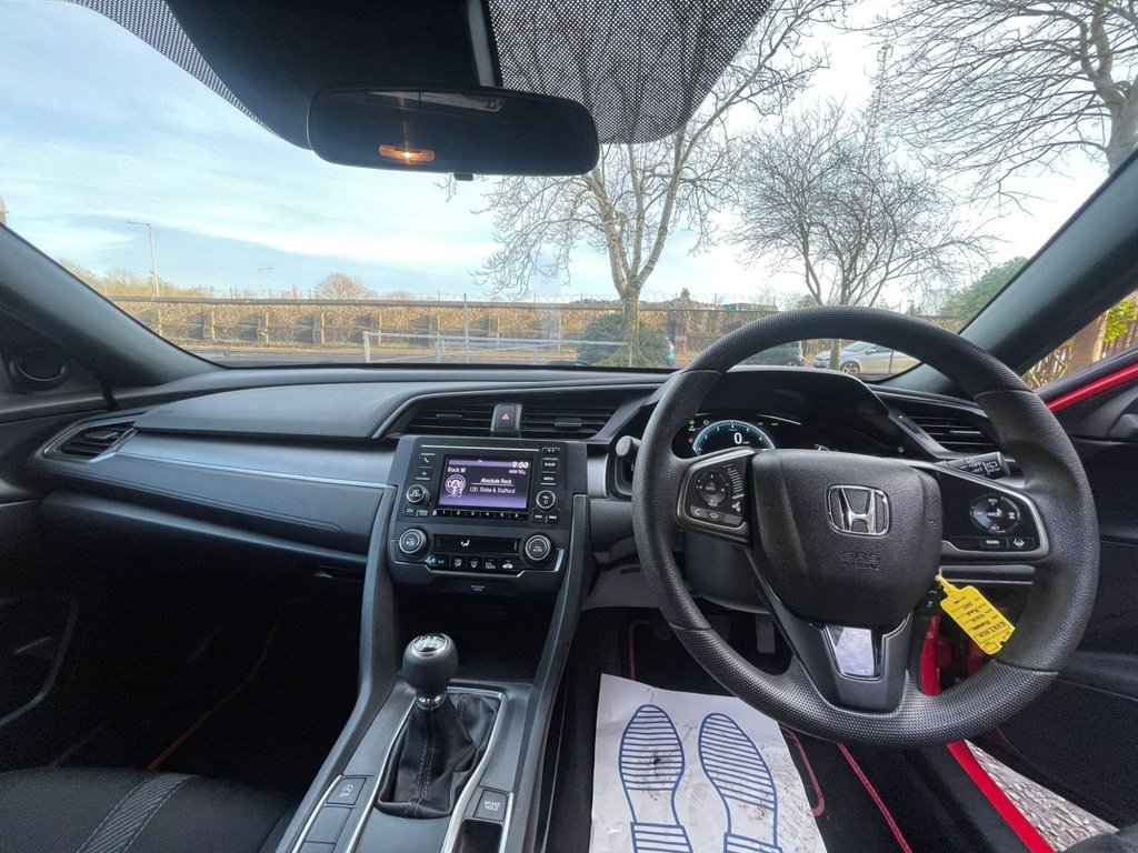 Used Honda Civic 2017 for sale - 76923623: Photo 27