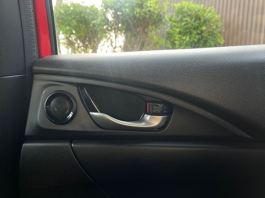 Used Honda Civic 2017 for sale - 76923623: Photo 31