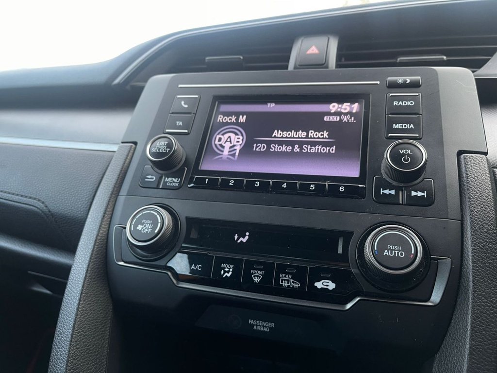 Used Honda Civic 2017 for sale - 76923623: Photo 41