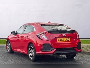 Used Honda Civic 2017 for sale - 76923623: Photo