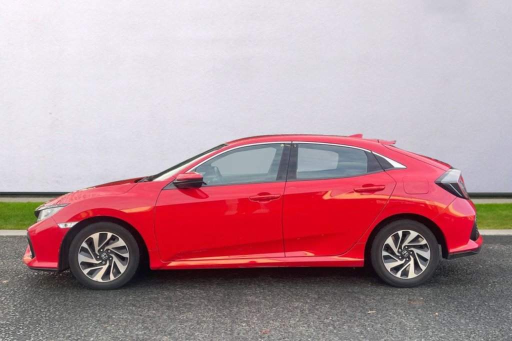 Used Honda Civic 2017 for sale - 76923623: Photo 5
