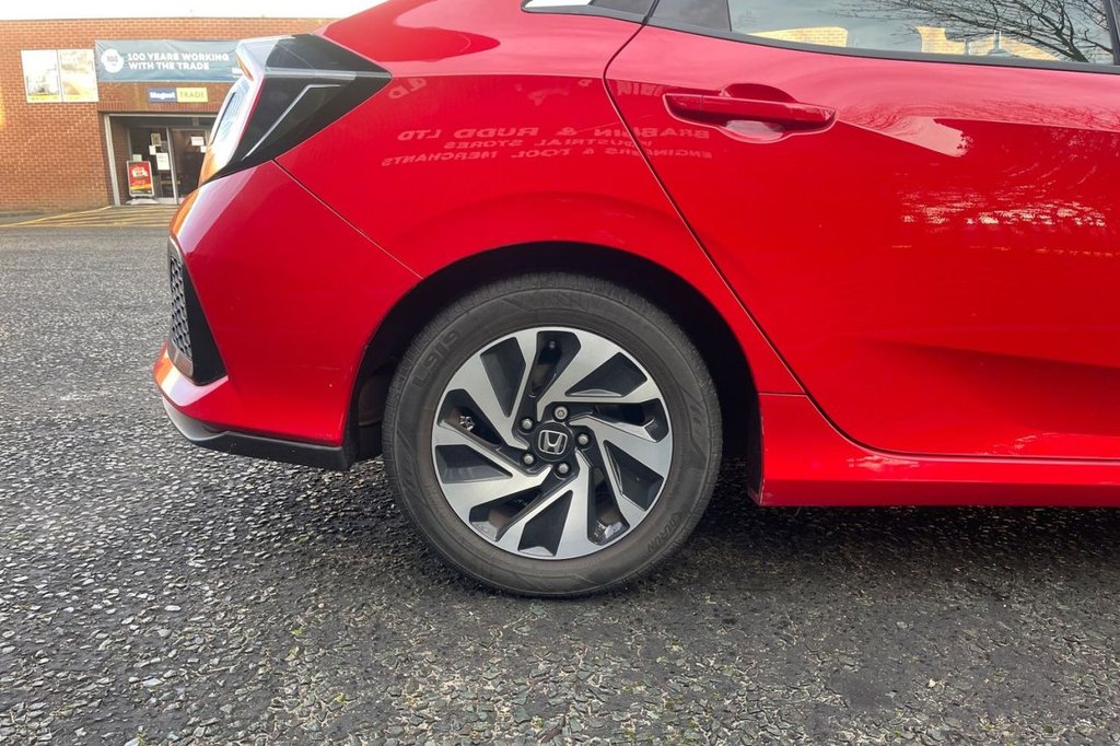 Used Honda Civic 2017 for sale - 76923623: Photo 50