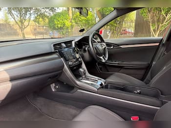 Used Honda Civic 2017 for sale - 79870856: Photo