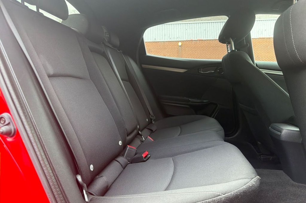 Used Honda Civic 2019 for sale - 78102736: Photo 15