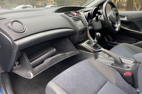 Used Honda Civic 2012 for sale - 76304065: Photo 17