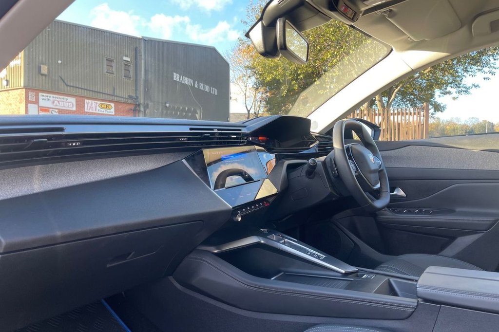 Used Peugeot 308 2023 for sale - 76429877: Photo 10