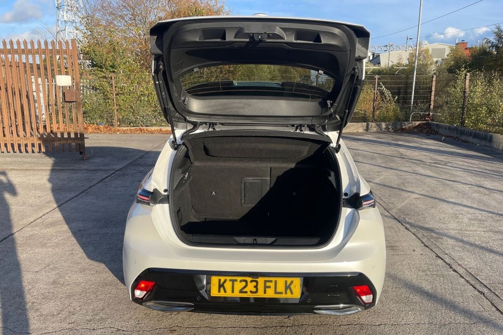 Used Peugeot 308 2023 for sale - 76429877: Photo 11