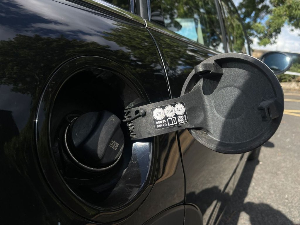 Used MINI Hatch 2019 for sale - 73761375: Photo 24