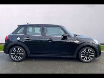 Used MINI Hatch 2019 for sale - 73761375: Photo
