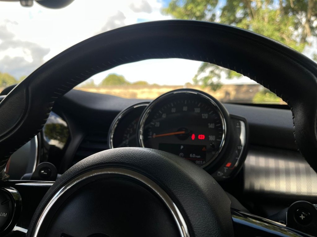 Used MINI Hatch 2019 for sale - 73761375: Photo 33