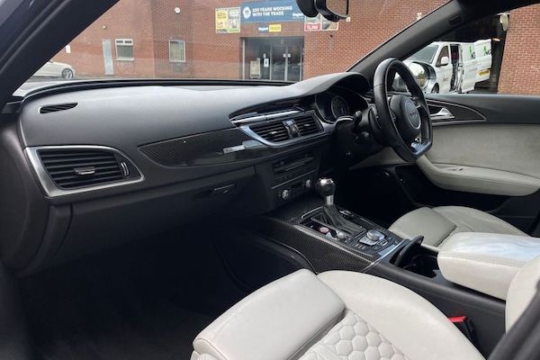 Used Audi RS6 2016 for sale - 76235303: Photo 10