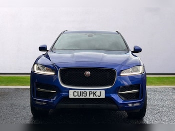 Used Jaguar F-Pace 2019 for sale - 79385349: Photo