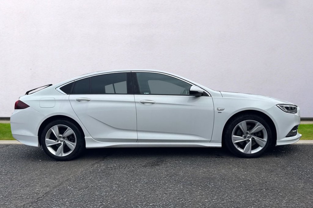 Used Vauxhall Insignia 2018 for sale - 77706138: Photo 8