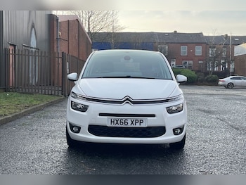 Used Citroen C4 Grand Picasso 2016 for sale - 77027525: Photo