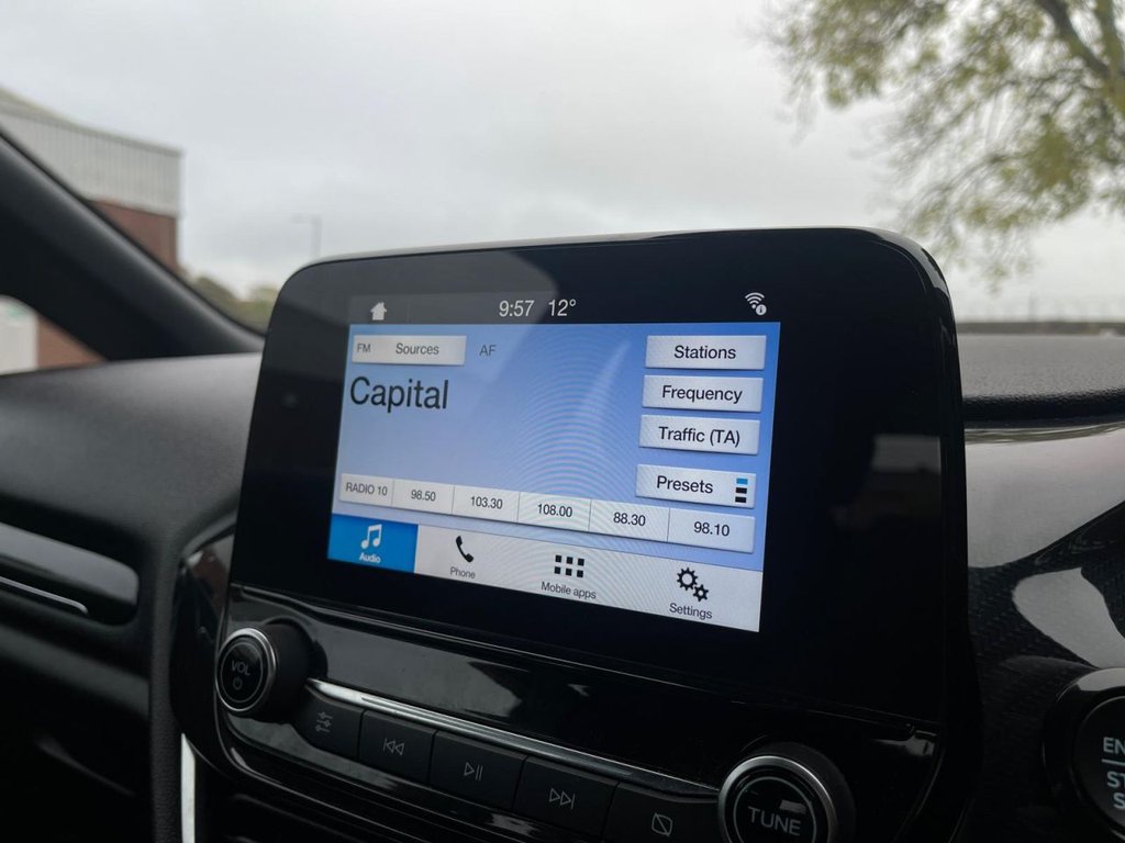 Used Ford Fiesta 2018 for sale - 76267323: Photo 47