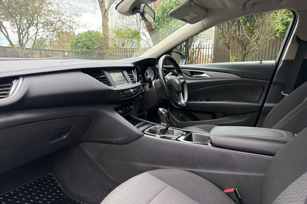 Used Vauxhall Insignia 2019 for sale - 78145083: Photo 10