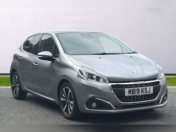 Used Peugeot 208 2019 for sale - 79843463: Photo