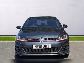 Used Volkswagen Golf 2018 for sale - 79371228: Photo