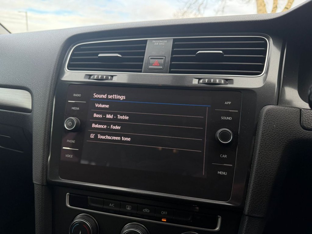 Used Volkswagen Golf 2018 for sale - 77571954: Photo 29