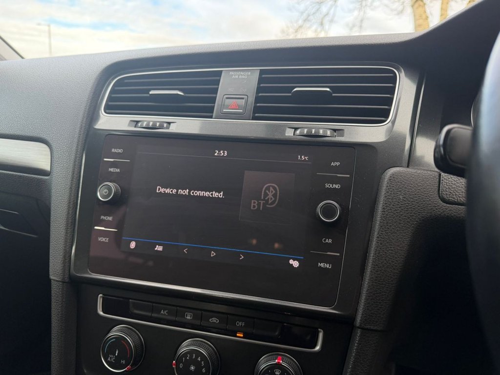 Used Volkswagen Golf 2018 for sale - 77571954: Photo 32