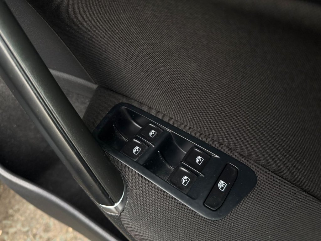 Used Volkswagen Golf 2018 for sale - 77571954: Photo 33