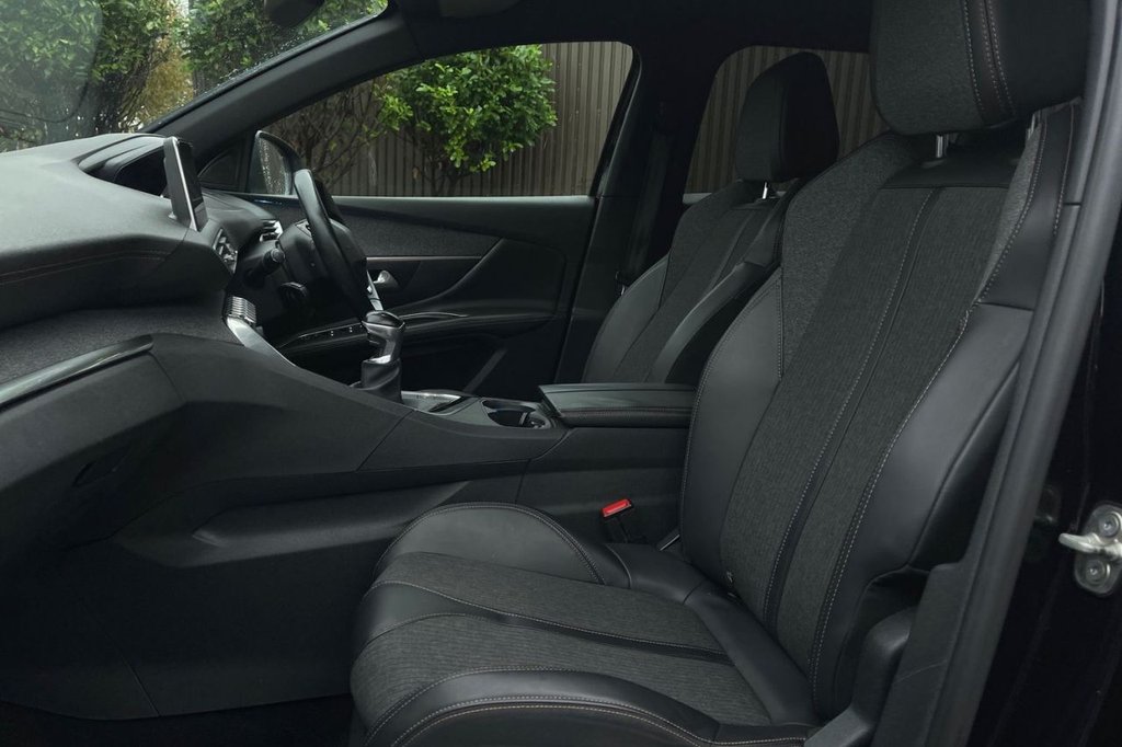 Used Peugeot 3008 2017 for sale - 76582190: Photo 17