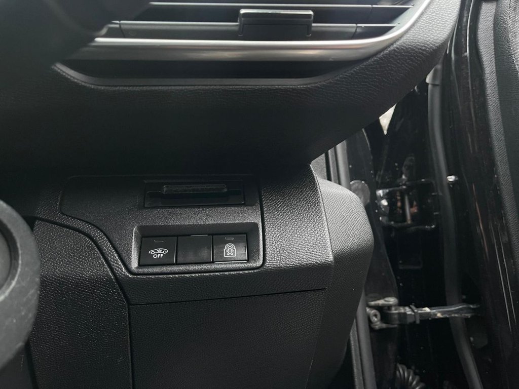 Used Peugeot 3008 2017 for sale - 76582190: Photo 39