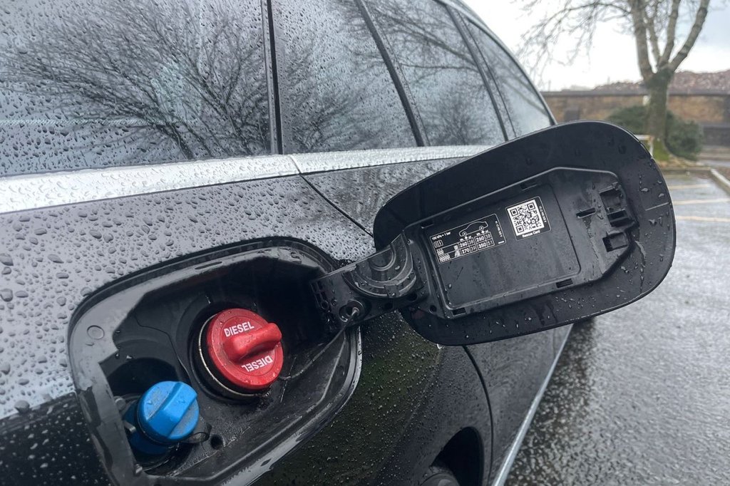 Used Mercedes-Benz C Class 2019 for sale - 77200573: Photo 16