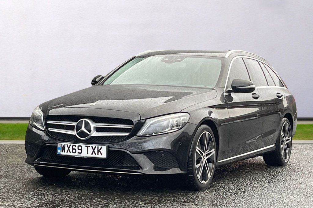 Used Mercedes-Benz C Class 2019 for sale - 77200573: Photo 3