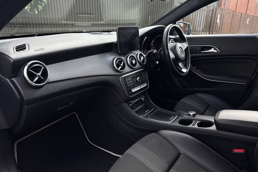 Used Mercedes-Benz CLA 2016 for sale - 77850331: Photo 10