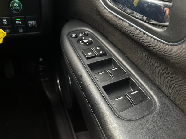 Used Honda HR-V 2016 for sale - 76256021: Photo 47