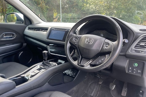 Used Honda HR-V 2016 for sale - 76256021: Photo 9