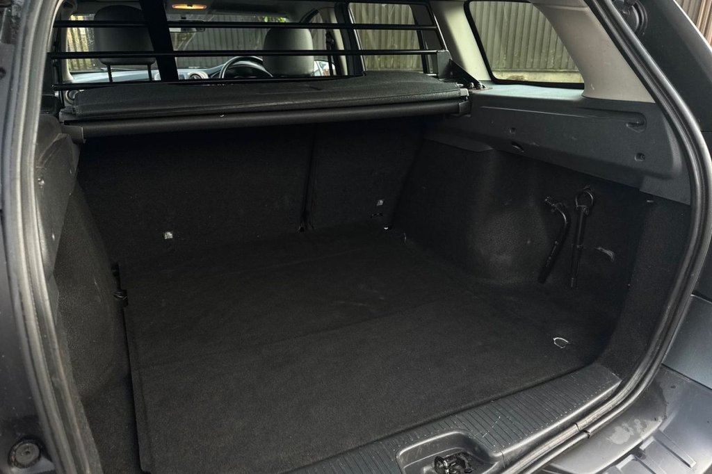 Used Dacia Logan MCV Stepway 2017 for sale - 76820462: Photo 14