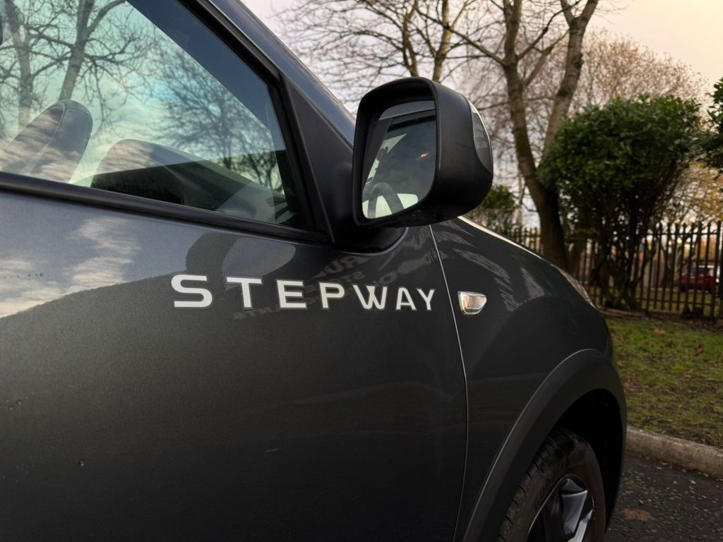 Used Dacia Logan MCV Stepway 2017 for sale - 76820462: Photo 24