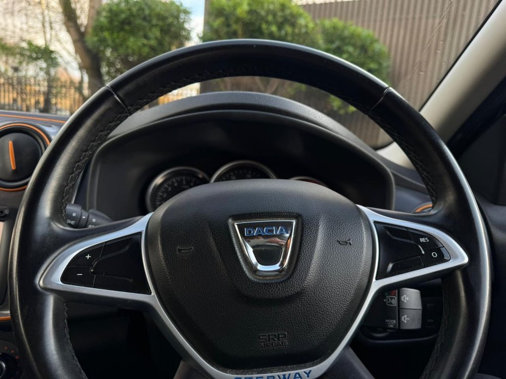 Used Dacia Logan MCV Stepway 2017 for sale - 76820462: Photo 33