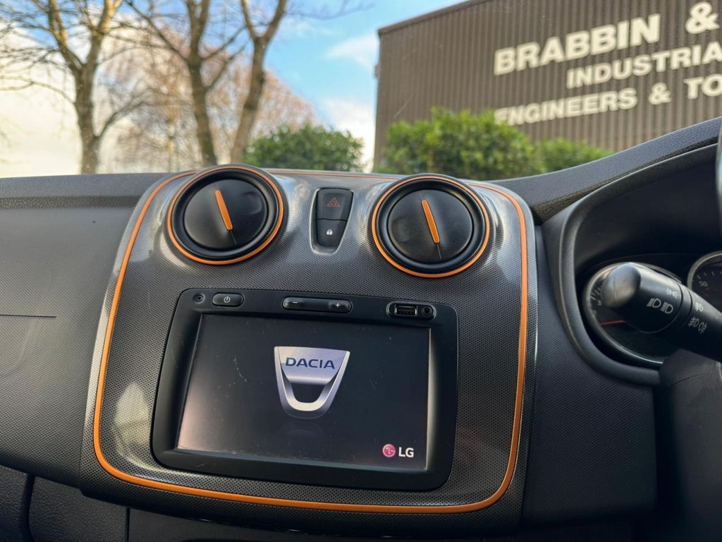 Used Dacia Logan MCV Stepway 2017 for sale - 76820462: Photo 37