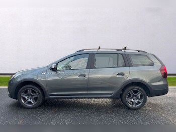 Used Dacia Logan MCV Stepway 2017 for sale - 76820462: Photo