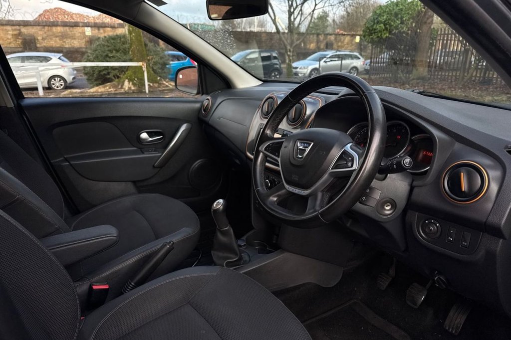 Used Dacia Logan MCV Stepway 2017 for sale - 76820462: Photo 9