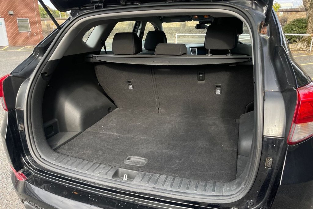 Used Hyundai TUCSON 2016 for sale - 76202520: Photo 10