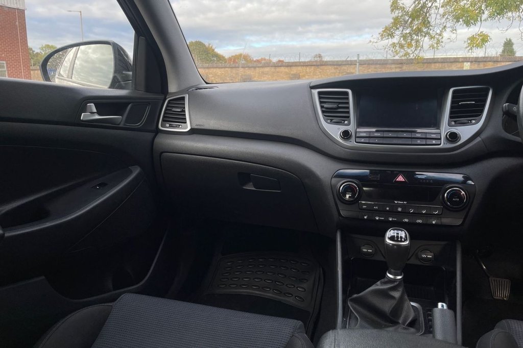 Used Hyundai TUCSON 2016 for sale - 76202520: Photo 16